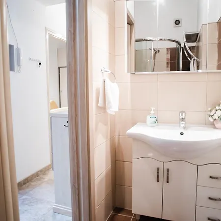 Garden Trees Lejlighed